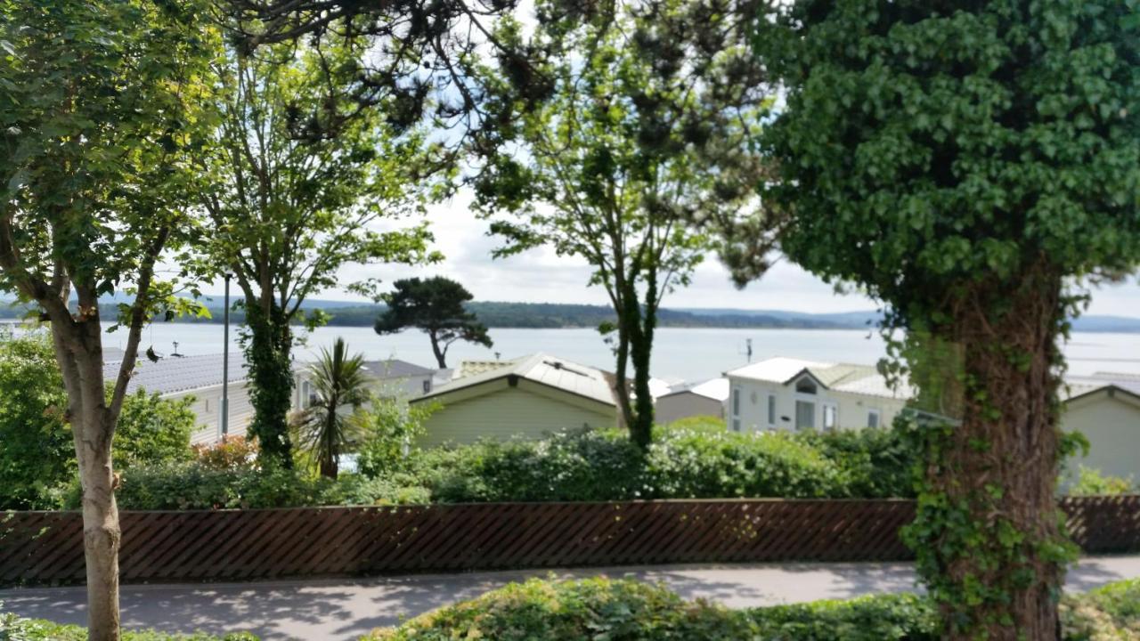 מלון Pine Ridge 59 Rockley Park Poole With Sea View Sleeps Six מראה חיצוני תמונה